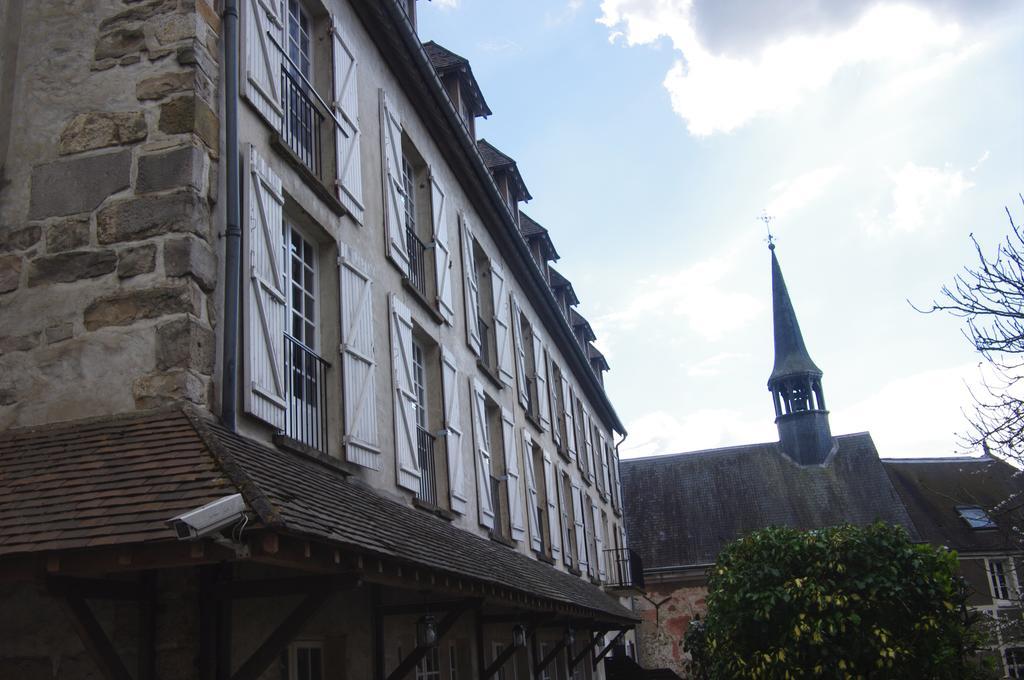 Best Western Blanche De Castille Dourdan Exteriör bild