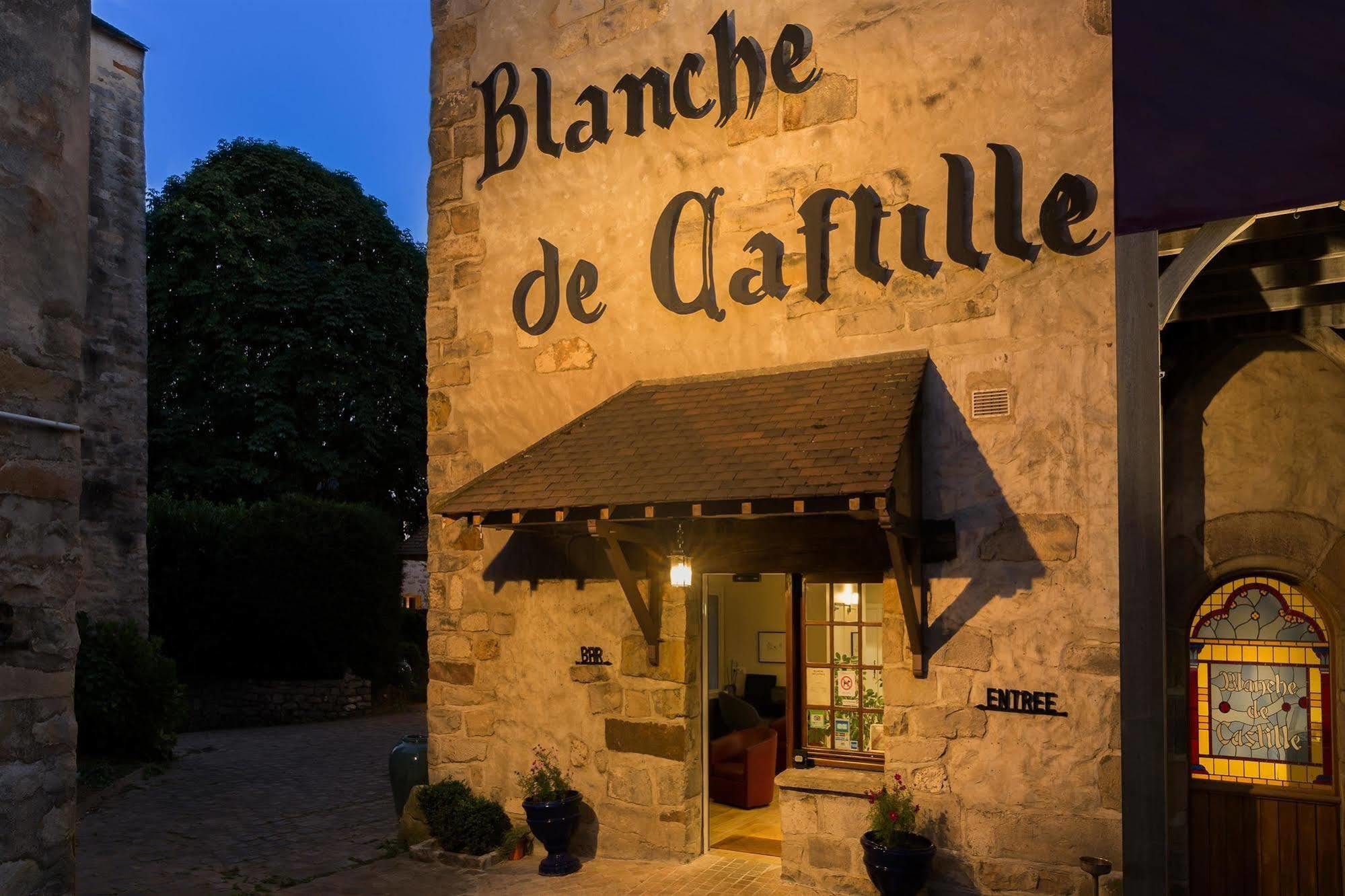 Best Western Blanche De Castille Dourdan Exteriör bild